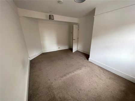 2 bedroom maisonette to rent - Photo 3