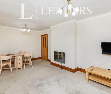 2 bedroom bungalow to rent - Photo 2