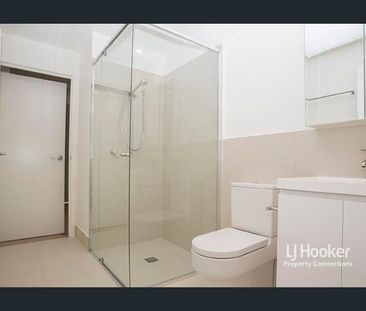 Modern Living in the Heart of Chermside - Photo 6