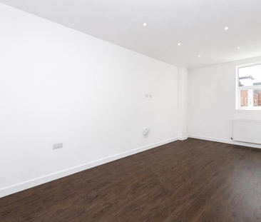 Crouch Street, Colchester - Photo 3