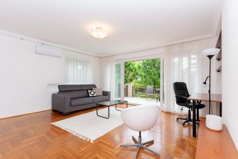 Törökvész út - Fotó 1