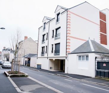 Location Appartement 2 pièces 43m² - Photo 4