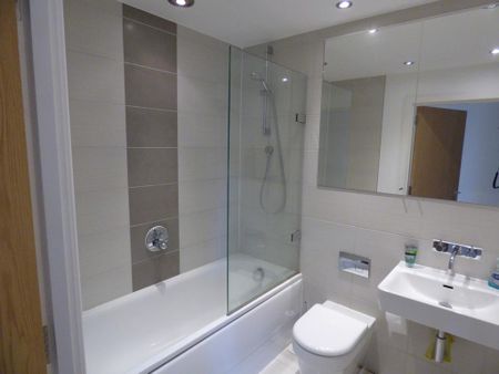 1 bedroom flat to rent - Photo 5