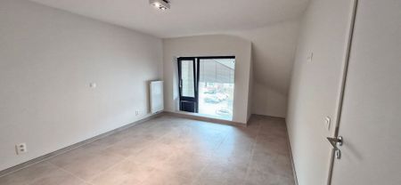 Royaal penthouse in hartje Lichtervelde te huur - Photo 3