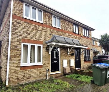 2 bedroom end of terrace house to rent - Photo 2