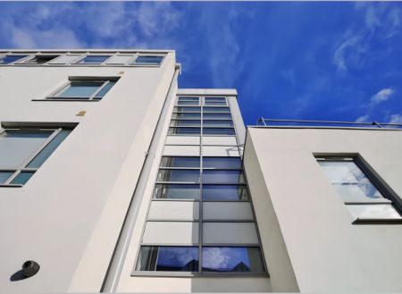 Classic 2 Bed Apartment - Photo 3