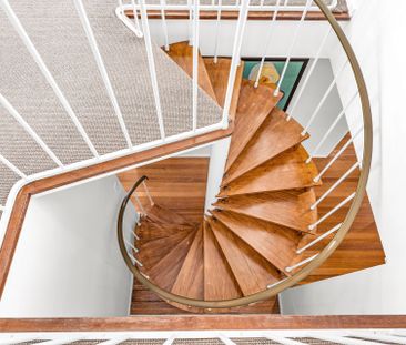 A Home Like No Other! - Photo 3