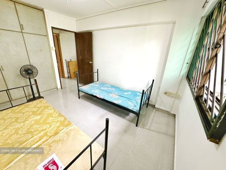 Blk 154 Woodlands Street 13 (Woodlands), HDB 4 Rooms - For Rent - Photo 2