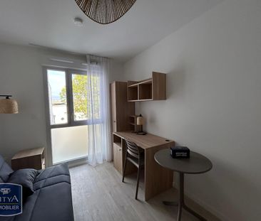 Location Appartement 1 pièce 17m² LA ROCHELLE 17000 - Photo 5