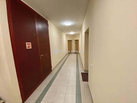 Kiadó újszerű állapotú lakás - Budapest VII. kerület - Photo 2