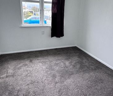 Your New Home Awaits – Fully Upgraded 3 Bedroom - Photo 1