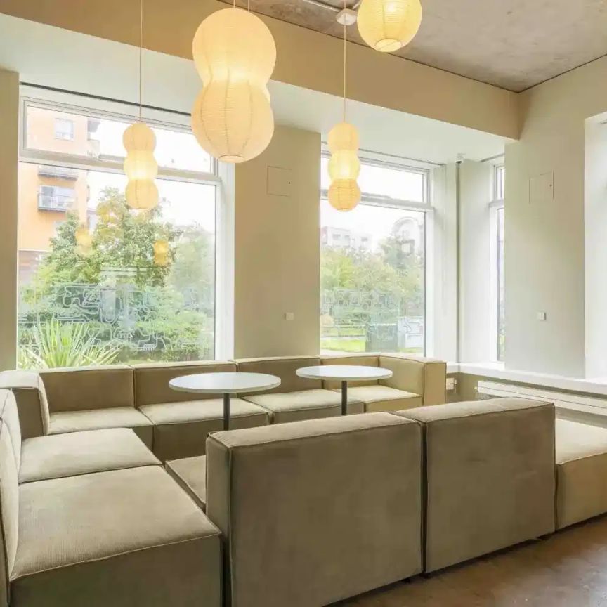 Silver Studio Plus - Photo 1