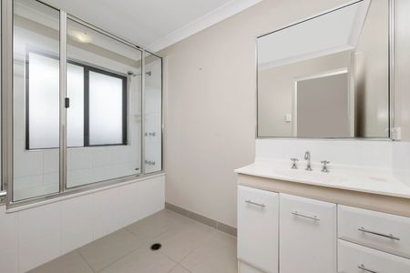 9 Epping Way MOUNT LOW - Photo 4