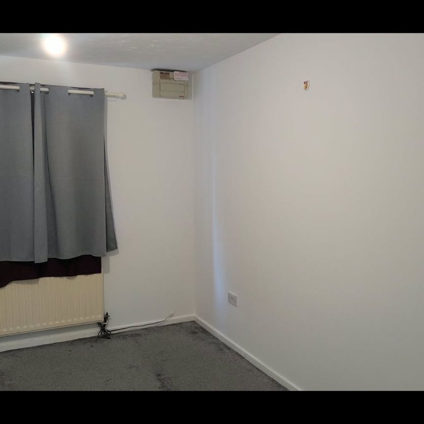 2 Bed Flat, Garrison Court, B9 - Photo 1
