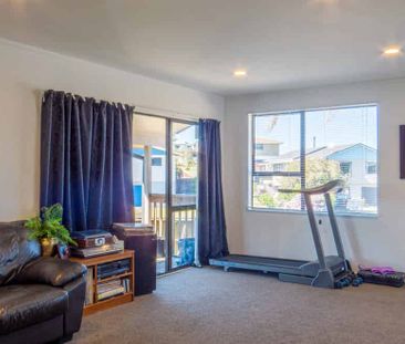 Coastal living! - Photo 5