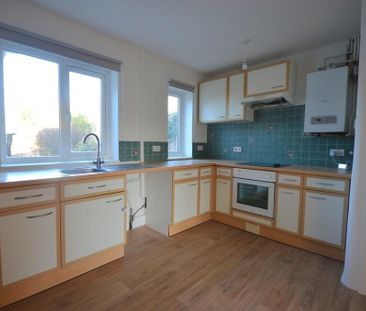 3 bedroom end of terrace house to rent - Photo 6