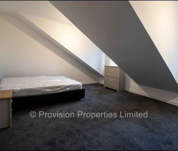 2 Bedroom Lets in Leeds - Photo 2