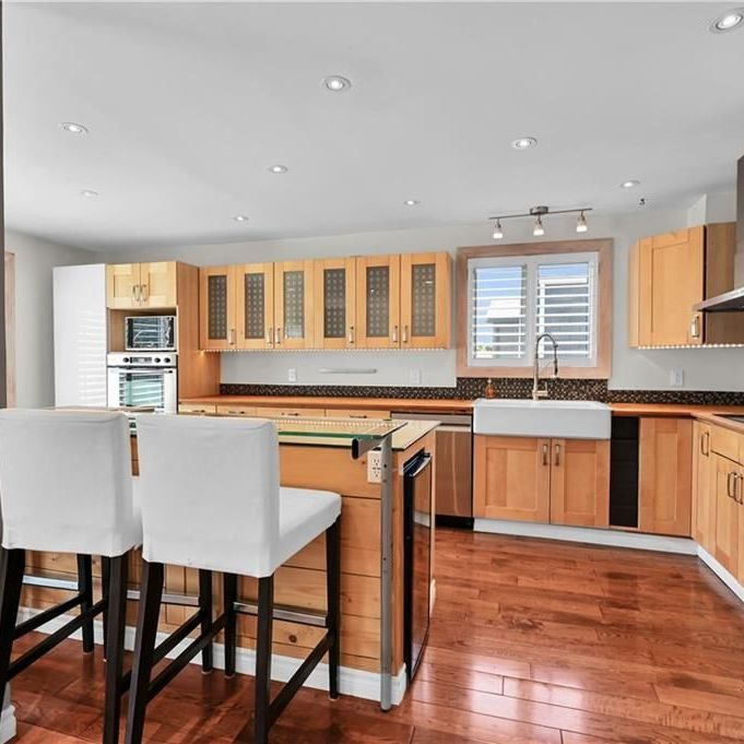 For Lease - 3347 Hannibal Road, Burlington, Ontario - Photo 1