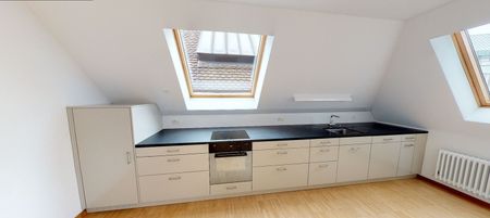 "Modern living directly at SBB train station" - Photo 4