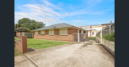 Updated Unit in Convenient Location - Photo 5