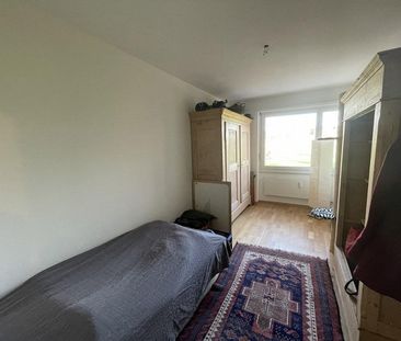 Grosszügiges Zuhause mit Wohlfühlfaktor / hell, modern und mit Balkon - Photo 3