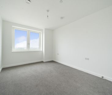 St Pauls Road, Barking, London, IG11 - Photo 6