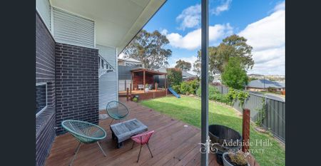 Modern 4 Bedroom Family Home with Solar! - Photo 5