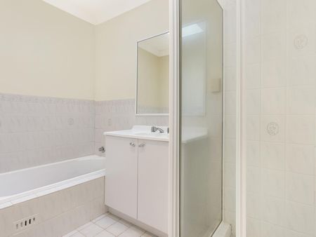 13 Goldsmith Avenue, Winston Hills NSW 2153 - House For Rent | Domain - Photo 2