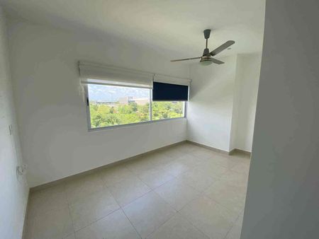 Departamento de lujo de 3 recámaras con excelente vista en Vía Montejo. - Photo 3