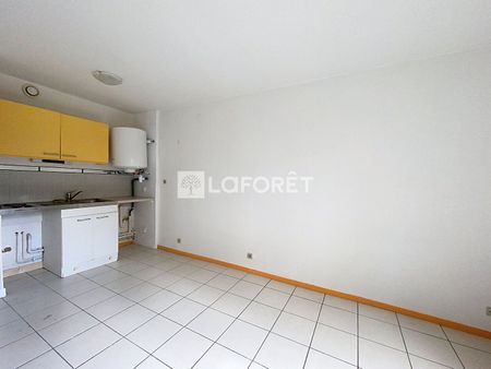 Apartment - Photo 2