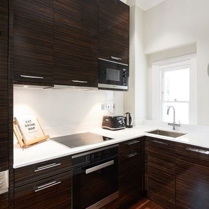 1 bedroom flat with 1 reception and 1 bathroom in Kensington, W2 - Photo 1