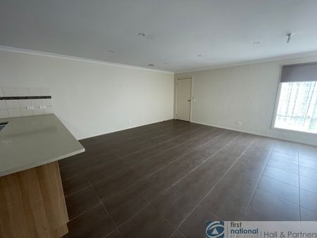 4 bedroom Home - Photo 3