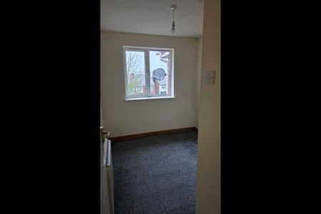 2 Bed Flat, Eleanor Court, CH45 - Photo 5