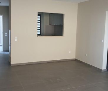 Location Appartement 3 pièces 67m² LE TAMPON 97430 - Photo 1