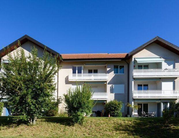 Charming neighborhood of small buildings - Photo 1