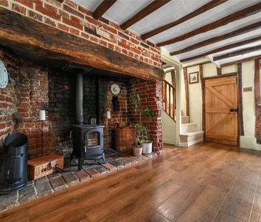 3 bedroom detached house to rent - Photo 2