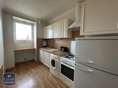 Location Appartement 3 pièces 79m² BLOIS 41000 - Photo 4