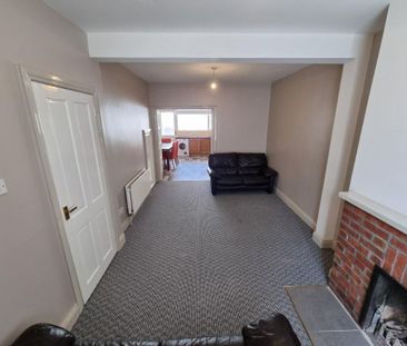 118 Victoria Street, Lurgan BT67 9DG - Photo 4