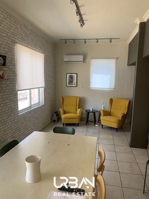 Κτίριο για ενοικίαση Πολυτεχνείο (Εξάρχεια - Νεάπολη) - Photo 1