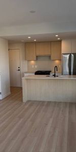 Brand New Bright Corner Unit 1 Bedroom & 1 Bathroom Apartment - Photo 3