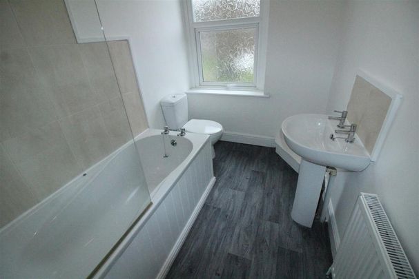 1 bedroom end of terrace house to rent - Photo 1