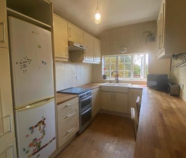 3 bedroom apartment to rent - Photo 5