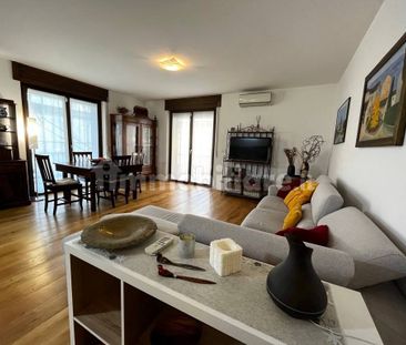 Appartamento ottimo stato, piano rialzato, Centro, Pescantina - Photo 2