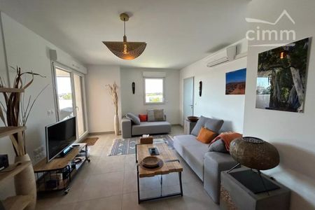 Superbe Appartement T3 Duplex avec petite vue mer et grande terrasse - Photo 4
