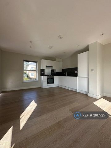 1 bedroom flat to rent - Photo 2
