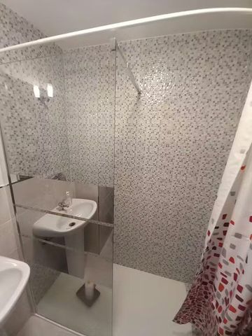 Calle San Hermenegildo, Sevilla, Andalusia 41003 - Photo 2