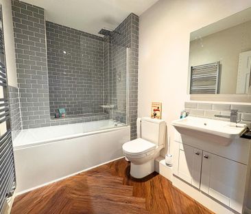 2 bedroom apartment to rent - Photo 6