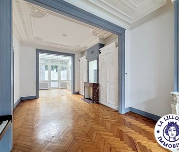 Location Maison 8 pièces 205m² - Photo 2