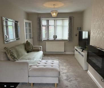 3 bedroom terraced house to rent - Photo 3