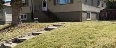 Cozy 2-Bdrm Main Floor Suite - Close to UofC/SAIT/Foothills ** 1 MONTH FREE ** | 1719 17 Avenue Northwest, Calgary - Photo 1